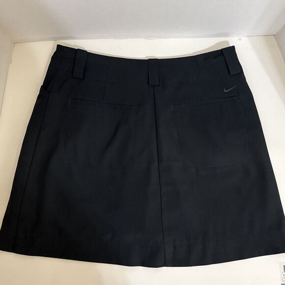 Nike Golf Dri-Fit Black Skort Size 4 Activewear Skirt Shorts Lined Button Zip - Picture 3 of 9